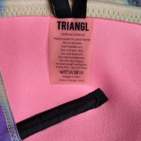 TRIANGL Tie Dye Bikini Top - Picture 8 of 9